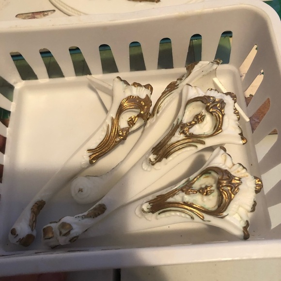 Vintage 1973 Wilton grand piano cake kit with two aluminum pans and candlesticks - Picture 8 of 12